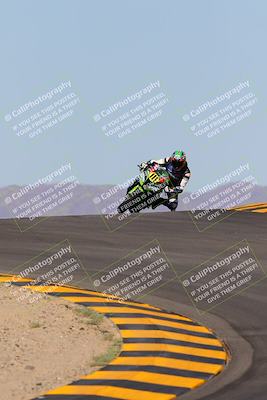 media/Oct-09-2022-SoCal Trackdays (Sun) [[95640aeeb6]]/Turns 9 and 10 (1050am)/